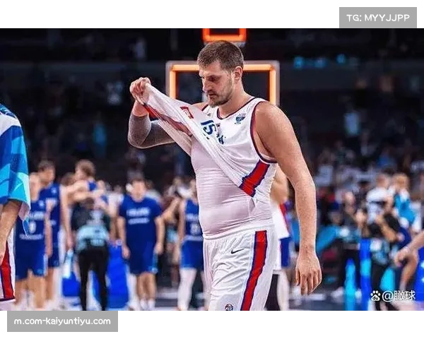 约基奇三双五抢断统治禁区 火箭攻防体系全面崩盘暴露结构短板